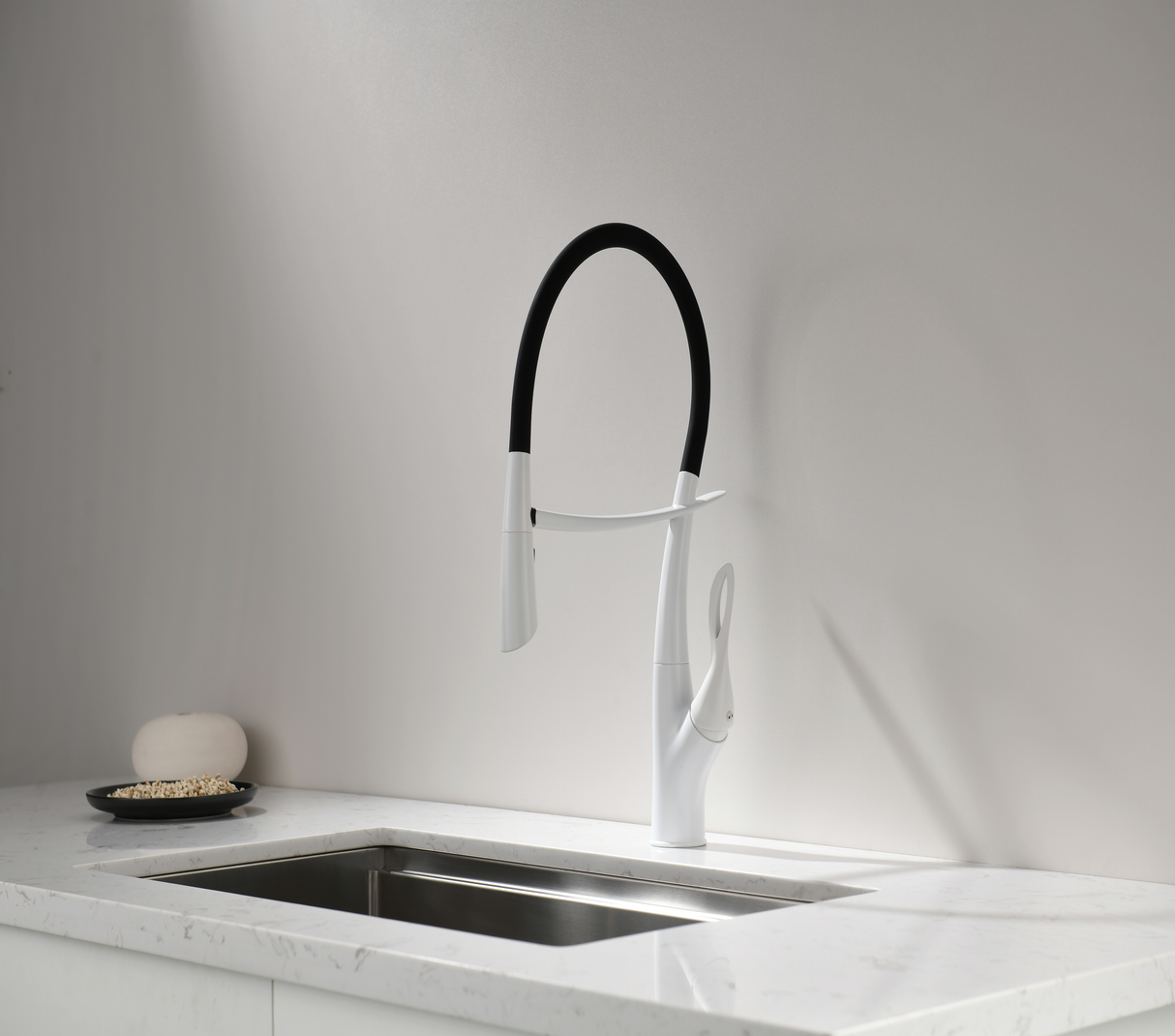 CANOPY|PULL DOWN KITCHEN FAUCET WITH SENSOR