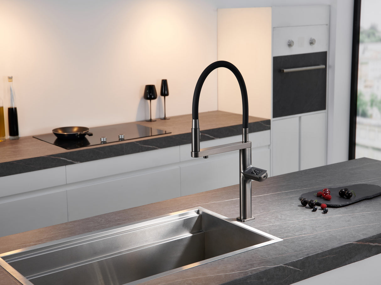 ARIAS| Touch Single Hole Kitchen Faucet Digital Display and Sensor