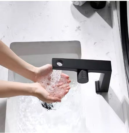 FLORA|LUXURY MODERN SIGNLE HOLE BATHROOM FAUCET – Smart