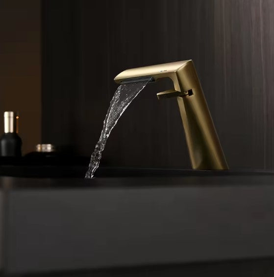 NADINE|SINGLE HOLE WATERFALL LUXURY BATHROOM FAUCET